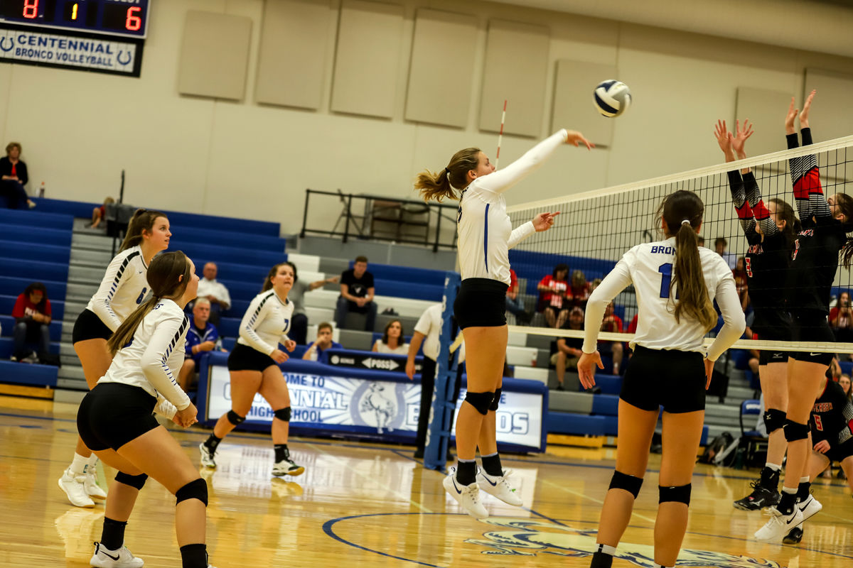 Centennial VB vs Sandy Creek (11).jpg